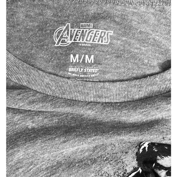 Marvel Comics Avengers SuperHeros Men's T-Shirt-Size M - Picture 3 of 3